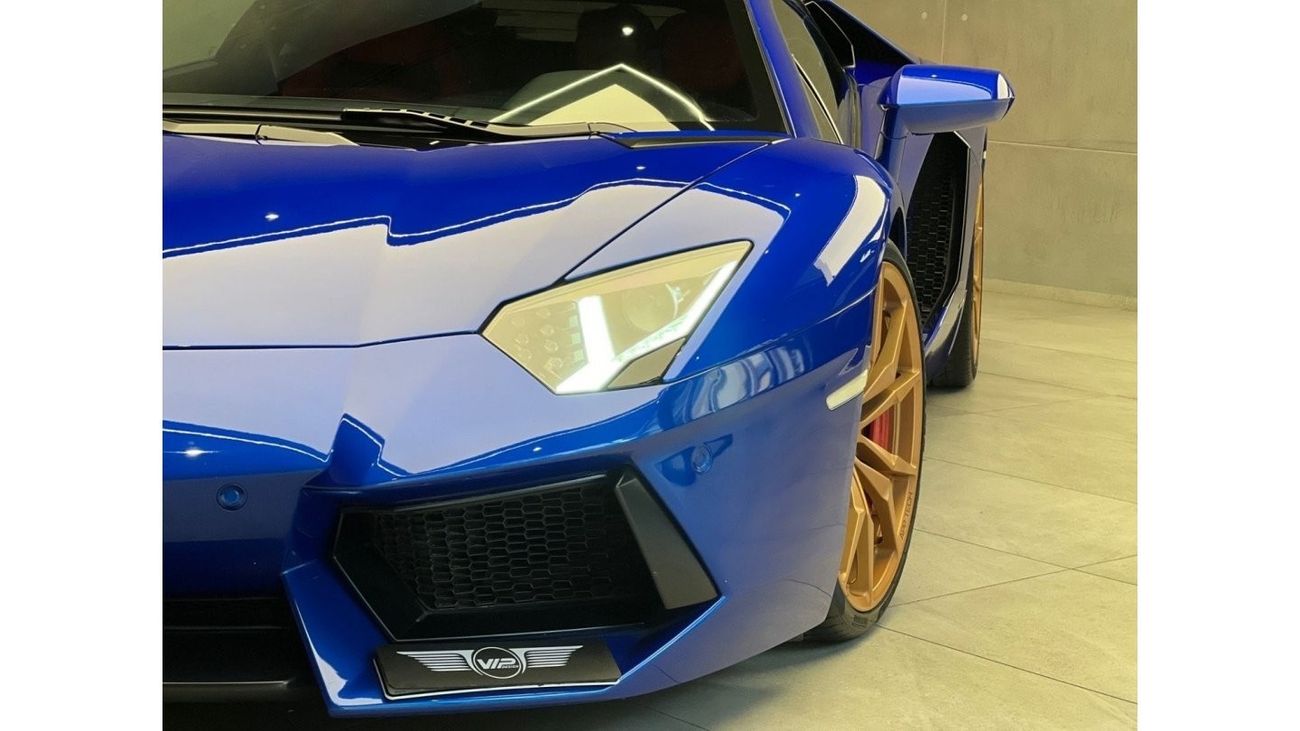 Lamborghini Aventador LP700-4 Lamborghini Aventador LP 700-4