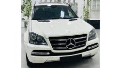 Mercedes-Benz GL 500 Std Grand Edition .. GCC .. Perfect Condition .. AMG .. Top Range