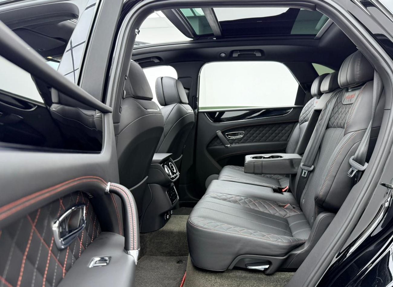 بنتلي بينتايجا MULLINER 2020 Bentley Bentayga Mulliner, Warranty, Full Bentley Service History, Japanese Specs.