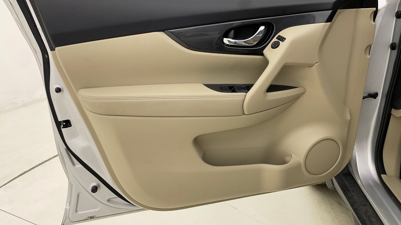 نيسان إكس تريل S 4WD 2.5 | بدون دفعة مقدمة | اختبار القيادة في المنزل