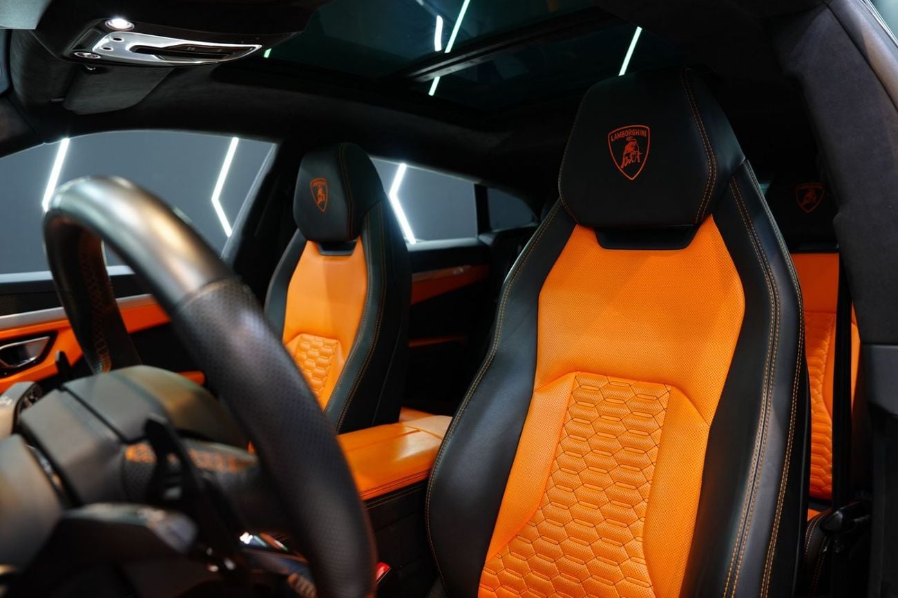 Lamborghini Urus STD Full Carbon Pack, Panoramic Roof, Individual Rear Seats, Dealer Warranty!!