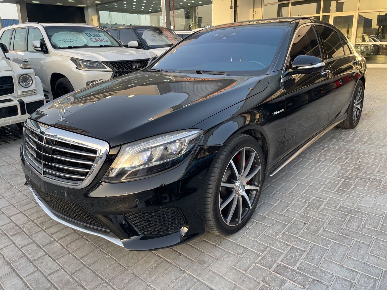 مرسيدس بنز S 63 AMG Std 5.5L