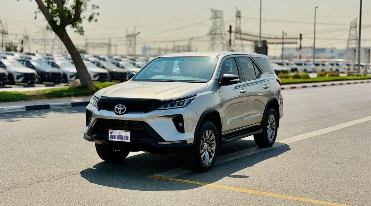 Toyota Fortuner 2016 | 2.8L DIESEL ENGINE | AT | RHD | LEGENDER BODY KIT INSTALLED | PREMIUM BROWN LEATHER SEATS | R