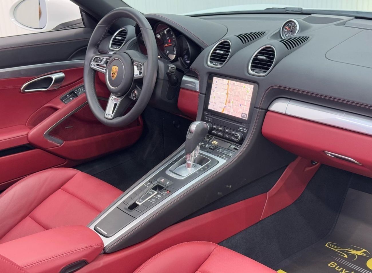 Porsche 718 Boxster Std 2.0L A/T 2024 Porsche 718 Boxster, Oct 2025 Porsche Warranty, Very Low Kms, GCC