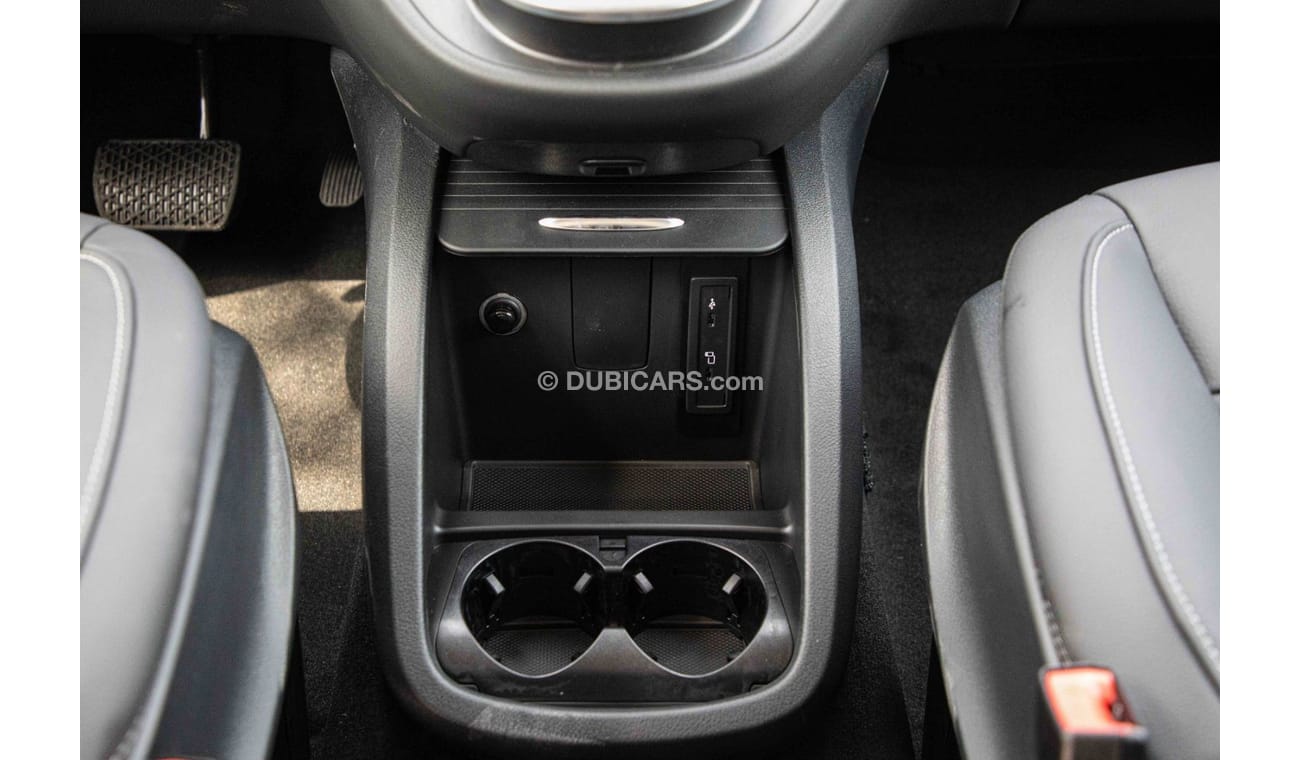 Mercedes-Benz V 250 2023 MBZ V250 2.0 8 SEATER P AT - Black inside black