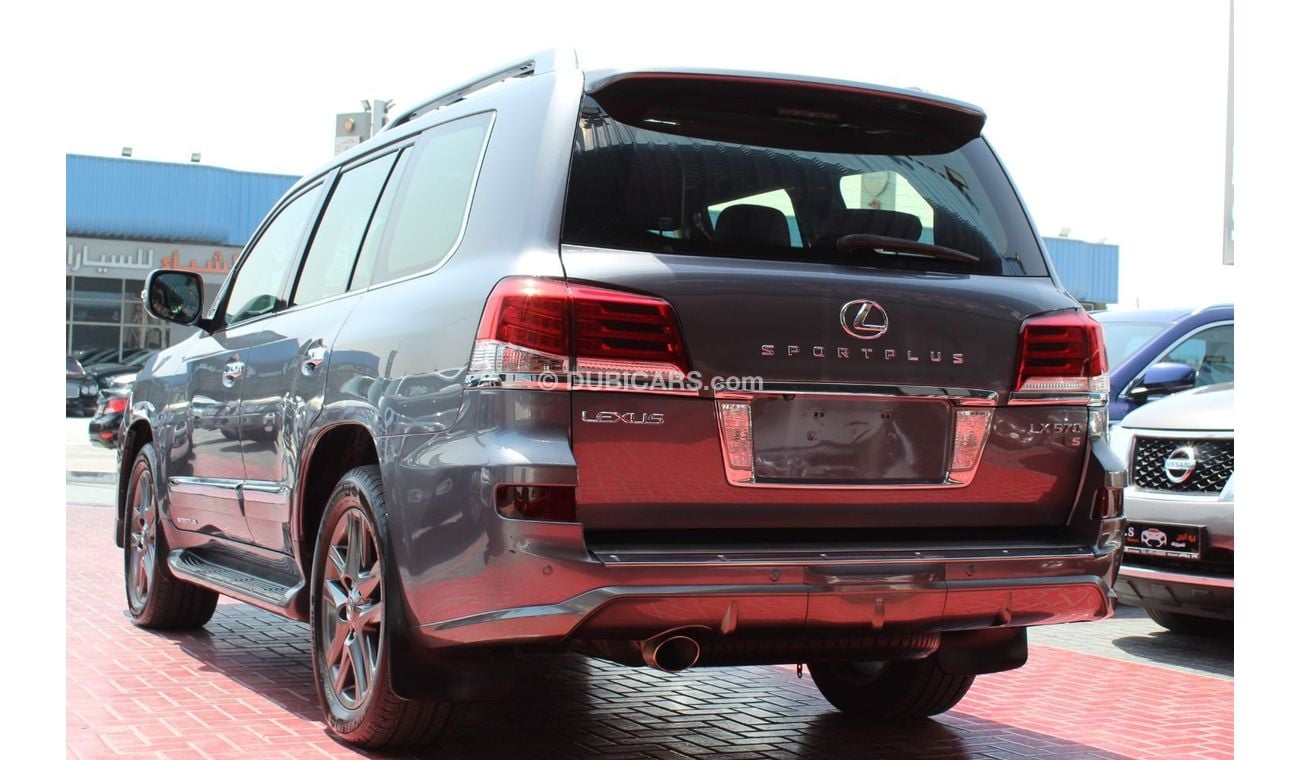 Lexus LX 570 SPORTPLUS 2015 GCC SPECS FSH MINT IN CONDITION