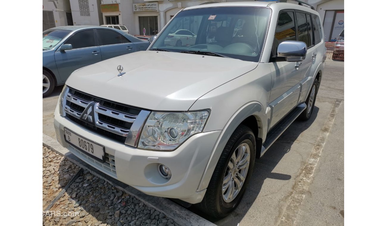 Mitsubishi Pajero GLS MID/HIGHLINE