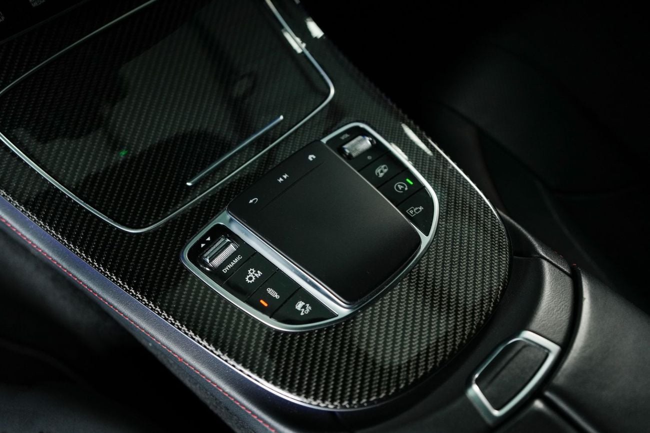 Mercedes Benz CLS53 AMG STD 4matic plus- AMG Carbon Fibre Package