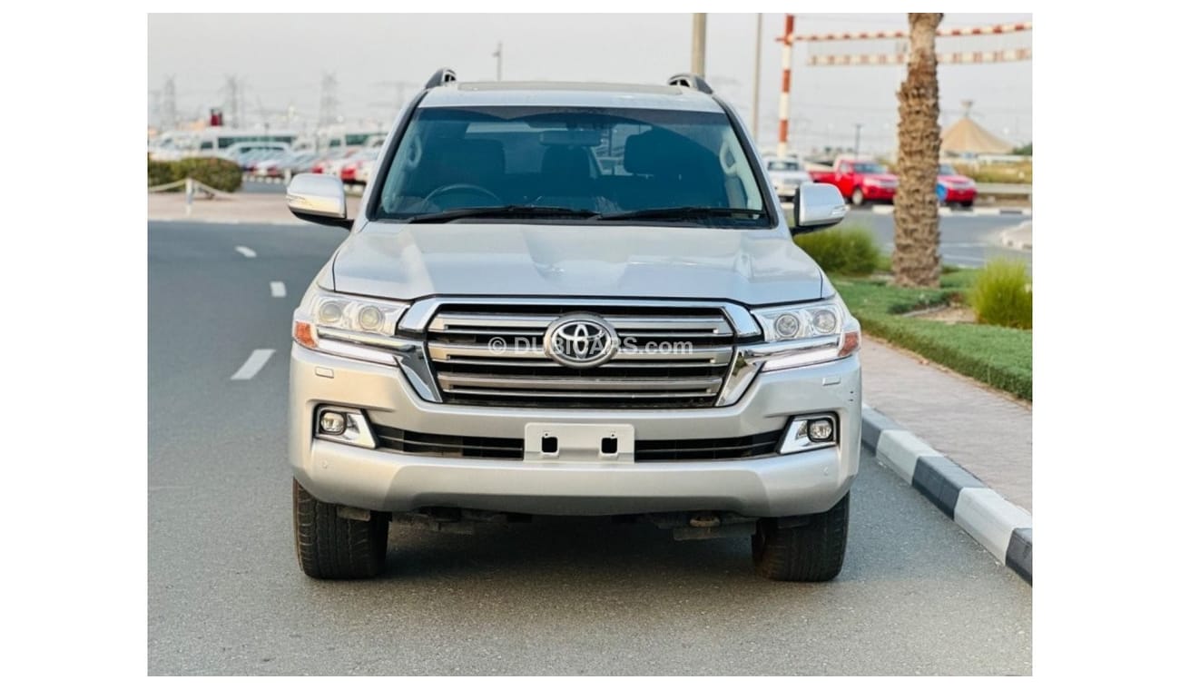 Toyota Land Cruiser VXR