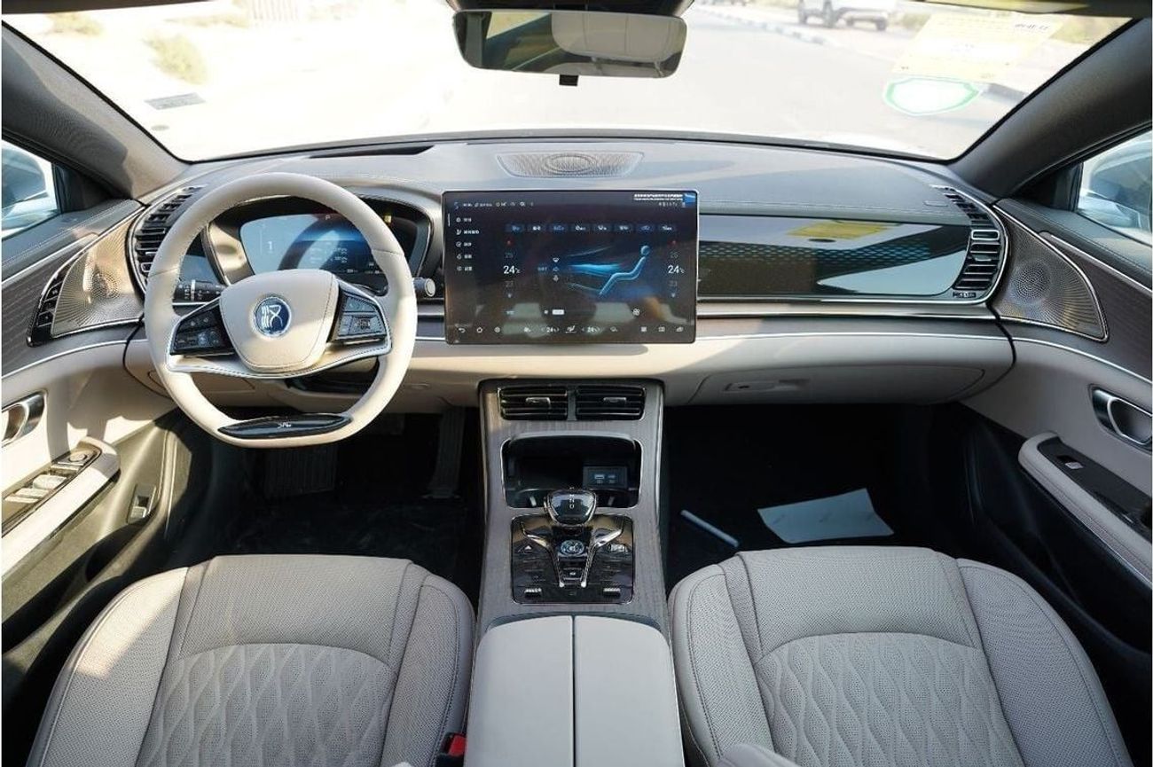 BYD HAN 2025 BYD HAN Long Range 715km Gray FWD 0KM