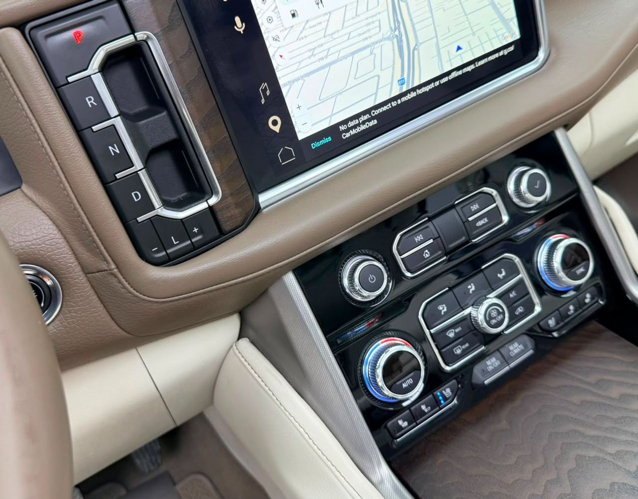 جي أم سي يوكون DENALI 2023 GMC Yukon, Jan/2029 GMC Warranty + Service Contract, Full GMC Service History, GCC