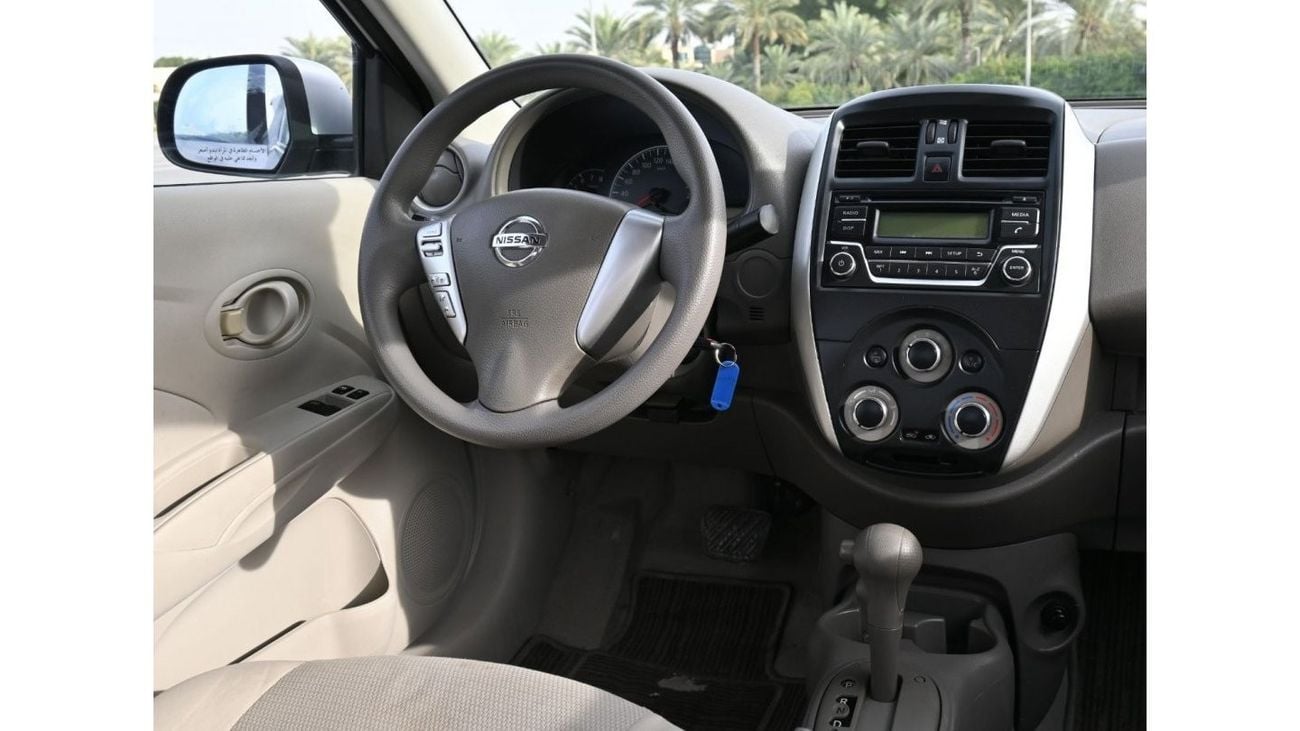 نيسان صني SV نيسان صني 2019 خليجي بحالة ممتازة بدون حوداث