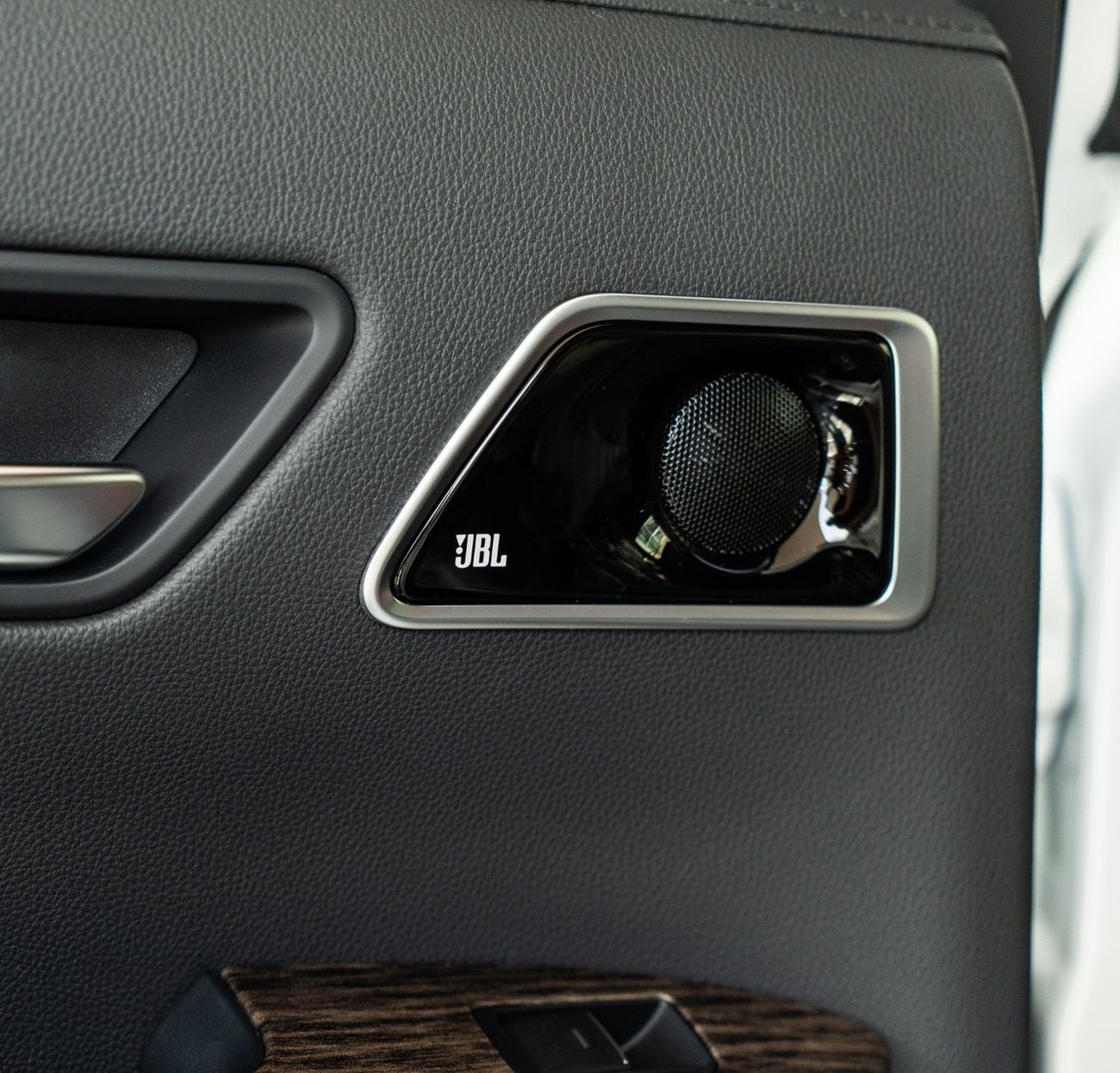 Toyota Land Cruiser LC VXR 3.5 TT || 2026