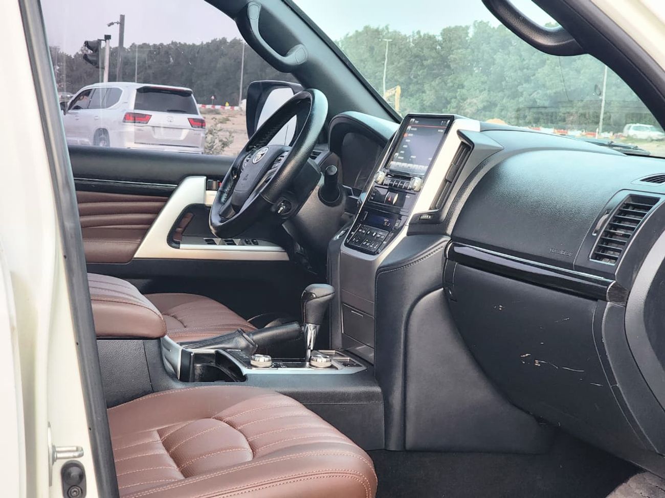 تويوتا لاند كروزر TOYOTA LAND CRUISER GXR V6 MODEL 2015 UPGRADE 2021 PRICE 89000 AED