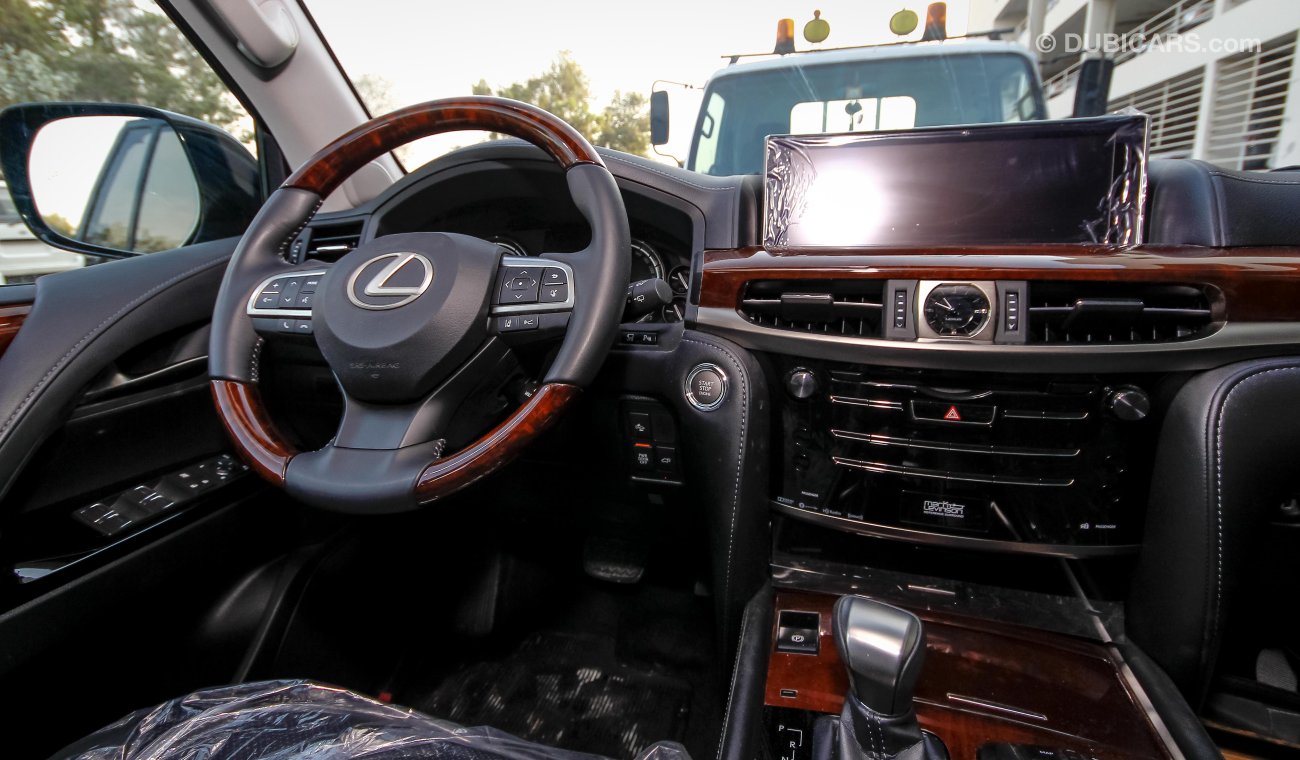 Lexus LX570