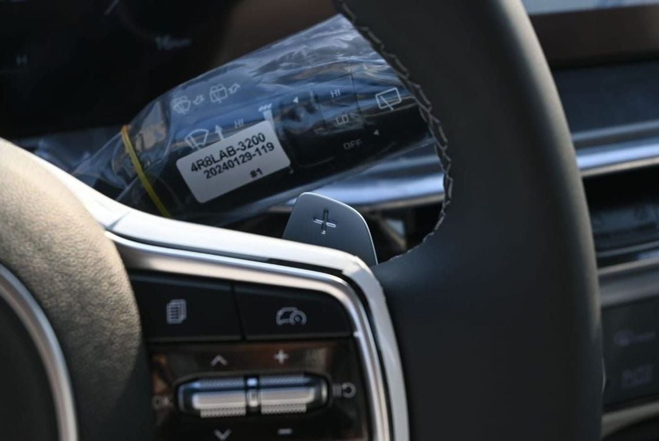 كيا سورينتو Top 3.5L Kia Sorento 3.5L V6, Petrol AWD Color White, Model 2025(Export Price)