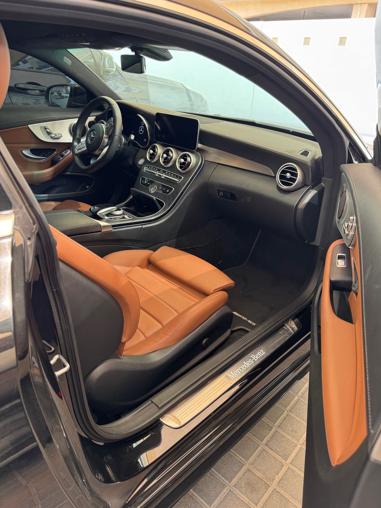 مرسيدس بنز C 200 كوبيه Full option