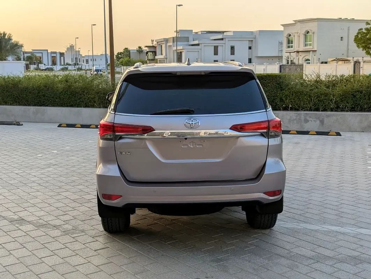 Toyota Fortuner Facelifted V4 2.7L EXR GCC Specs In Excellent Condition