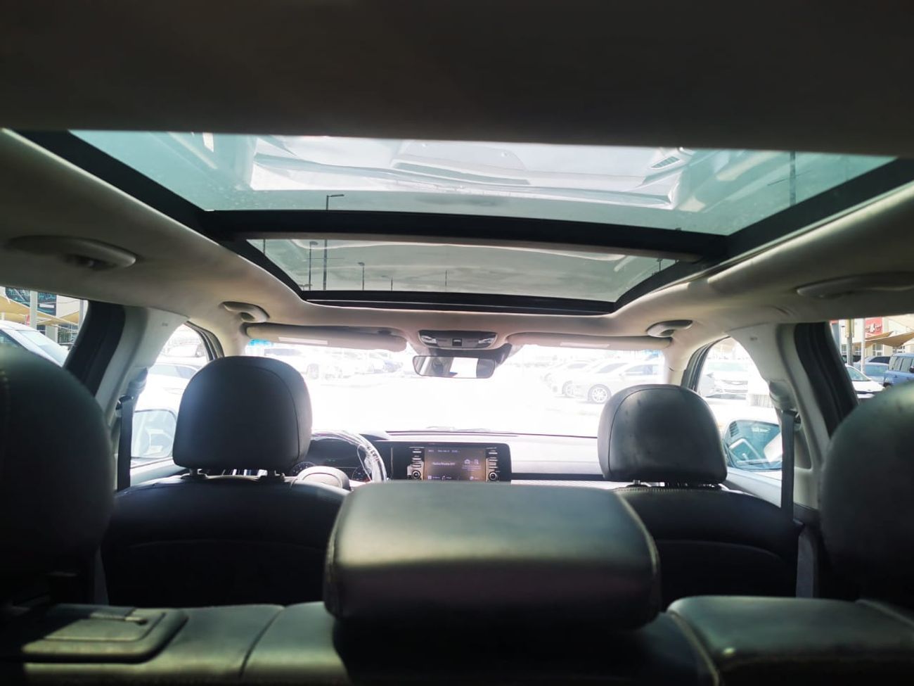 كيا سورينتو Std 2.5L FWD