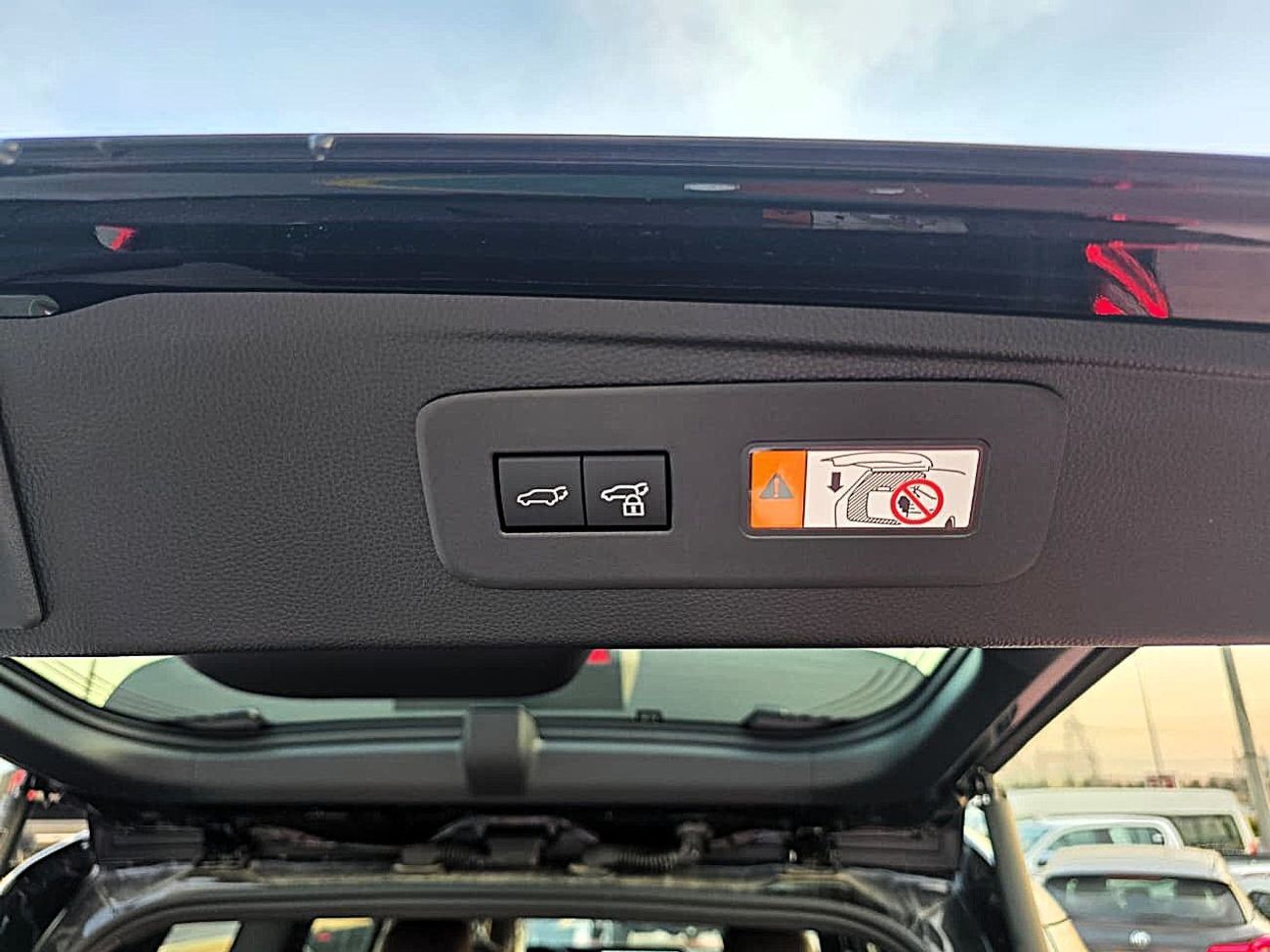 Toyota Prado Adventure Mono Tone 2.4T Toyota land Cruiser Prado 4*4  2.4L Turbo A/T PETROL 2025 black color