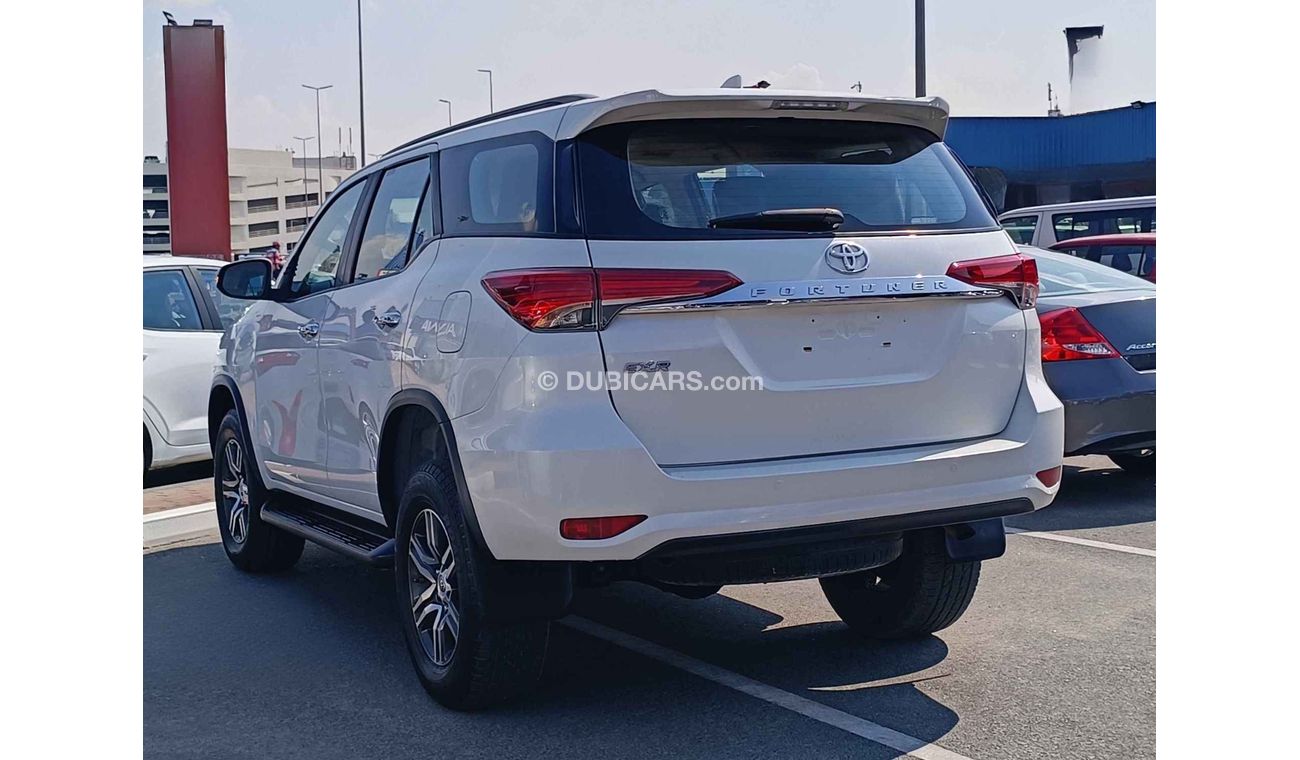 Toyota Fortuner // 1219 AED Monthly // 1 yr Warranty // 1 yr Insurance // Registration (LOT # 98153)