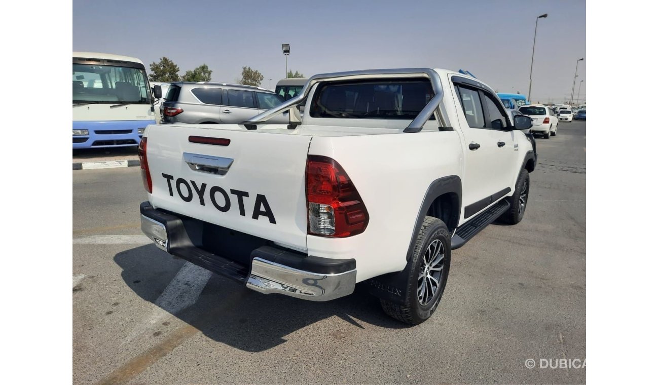 تويوتا هيلوكس Toyota Hilux RIGHT HAND DRIVE (Stock no PM 807)