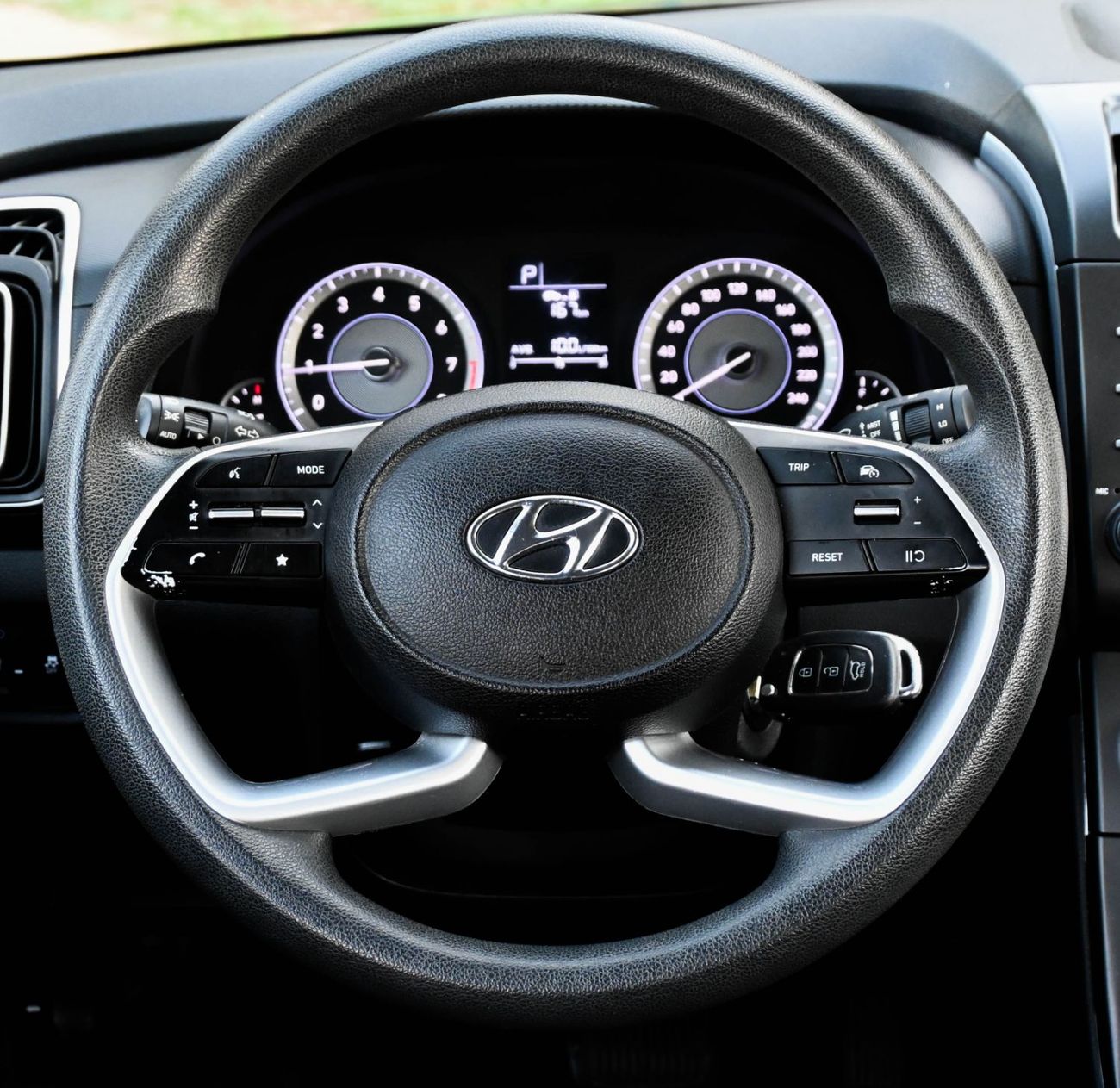 Hyundai Creta Base 1.6L Hyundai Creta  2023 | GCC, original paint | Accident-Free | In Excellent Condition | 1040