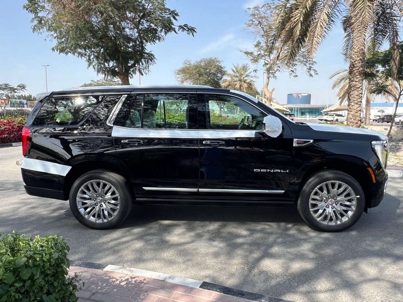 جي أم سي يوكون Denali 6.2l V8