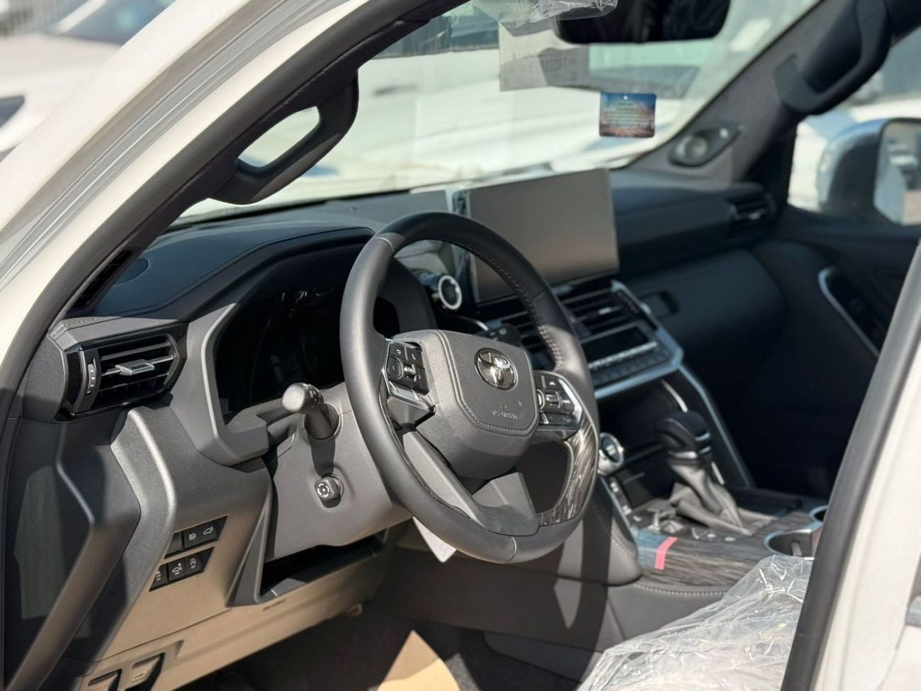 تويوتا لاند كروزر TOYOTA LAND CRUISER VXR 3.5 2026