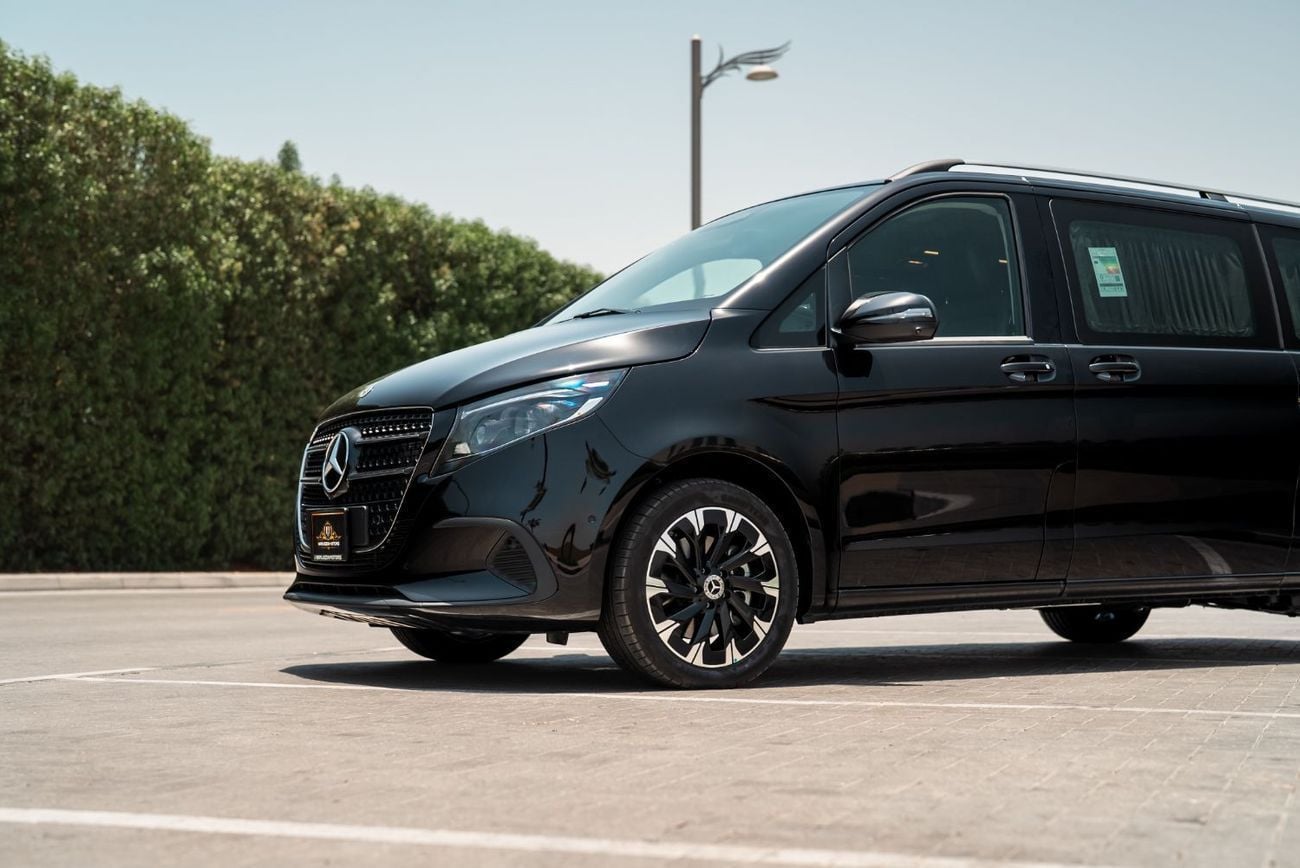 مرسيدس بنز V 300 Built by Barugzai | Agency Warranty | VIP Interior
