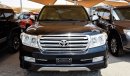 Toyota Land Cruiser VXR V8 5.7L