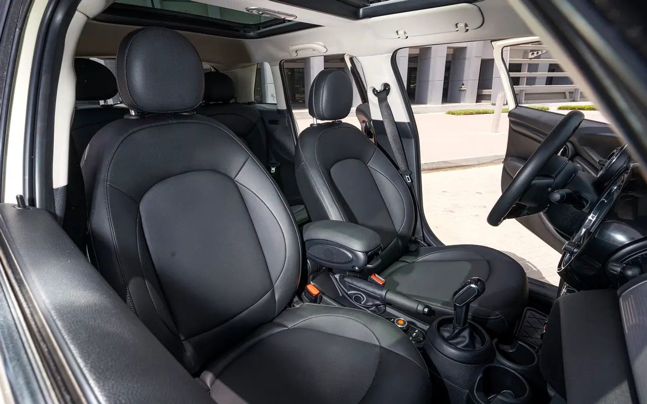 ميني كوبر John Cooper Works 1.6L Hatch