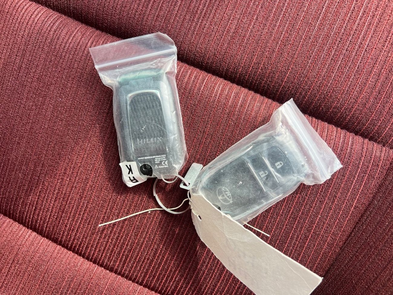 تويوتا هيلوكس تايوتا هايلوكس جي آر5  إس ار 2025٥