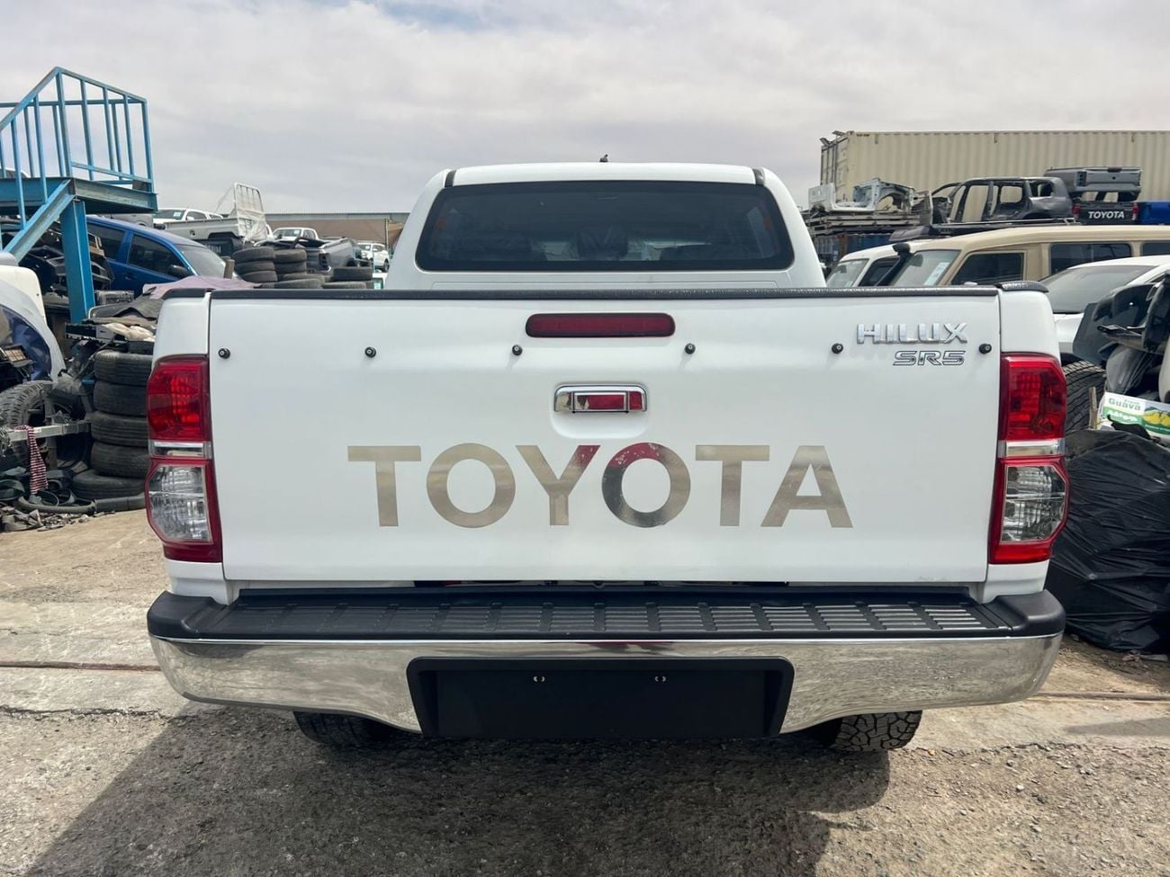 Toyota Hilux DLX RIGHT HAND DRIVE ONLY FOR EXPORT