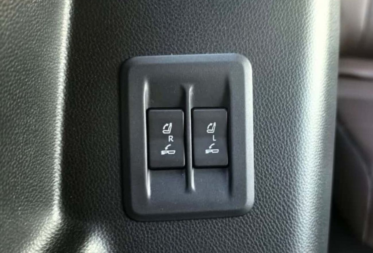تويوتا برادو GXR 2025 TOYOTA PRADO 2.4L PETROL ADVENTURE FULL OPTION