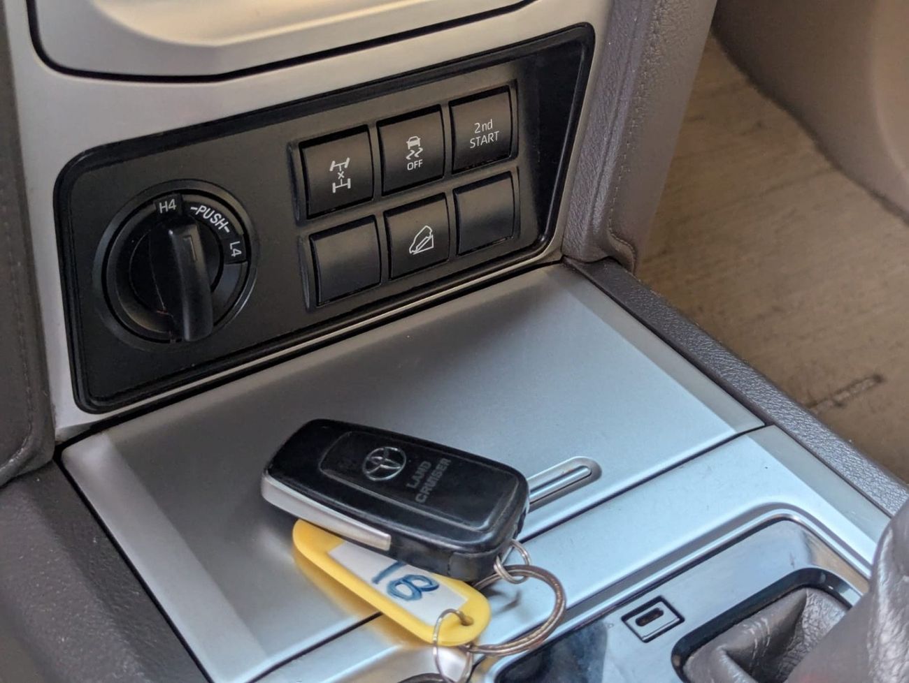 Toyota Prado GXR 4.0L 4WD