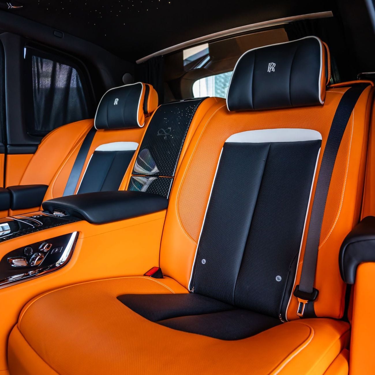 Rolls Royce Cullinan BLACK BADGE