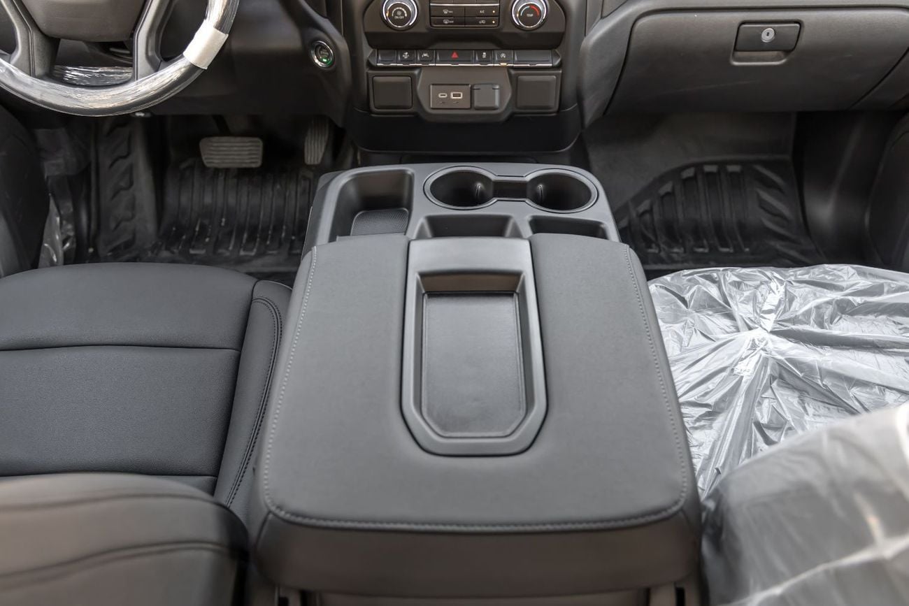 Chevrolet Silverado 2500 CREW/CAB CHEVROLET SILVERADO | V8 5.3L | 4WD | GCC | 2025  (Export)