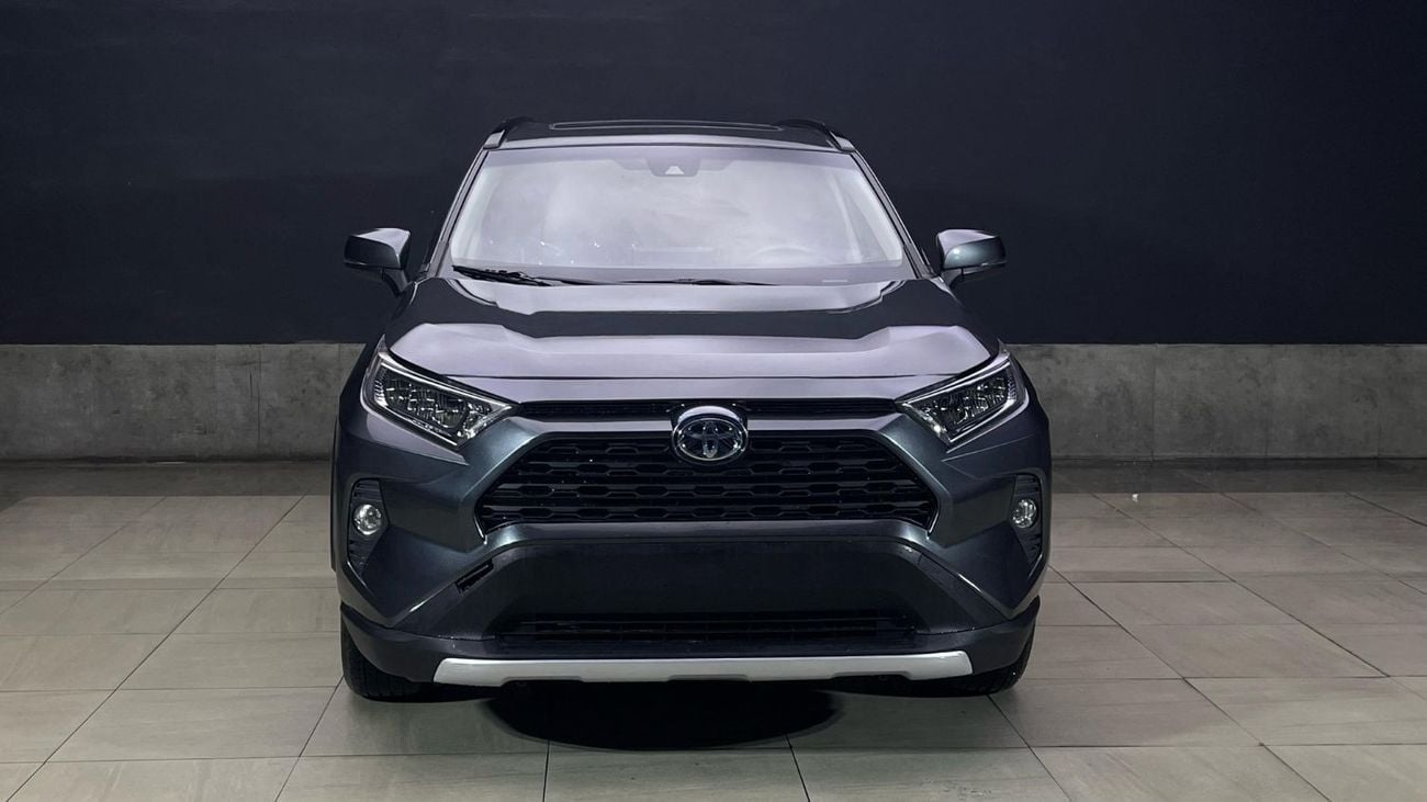 تويوتا راف ٤ XLE Full option