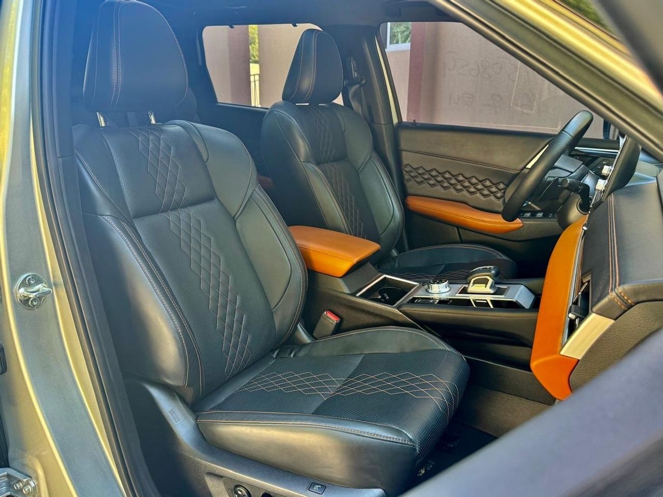 ميتسوبيشي آوتلاندر Mitsubishi Outlander 2023 TOP OF RANGE NO:1 Limited Edition GCC Spec.