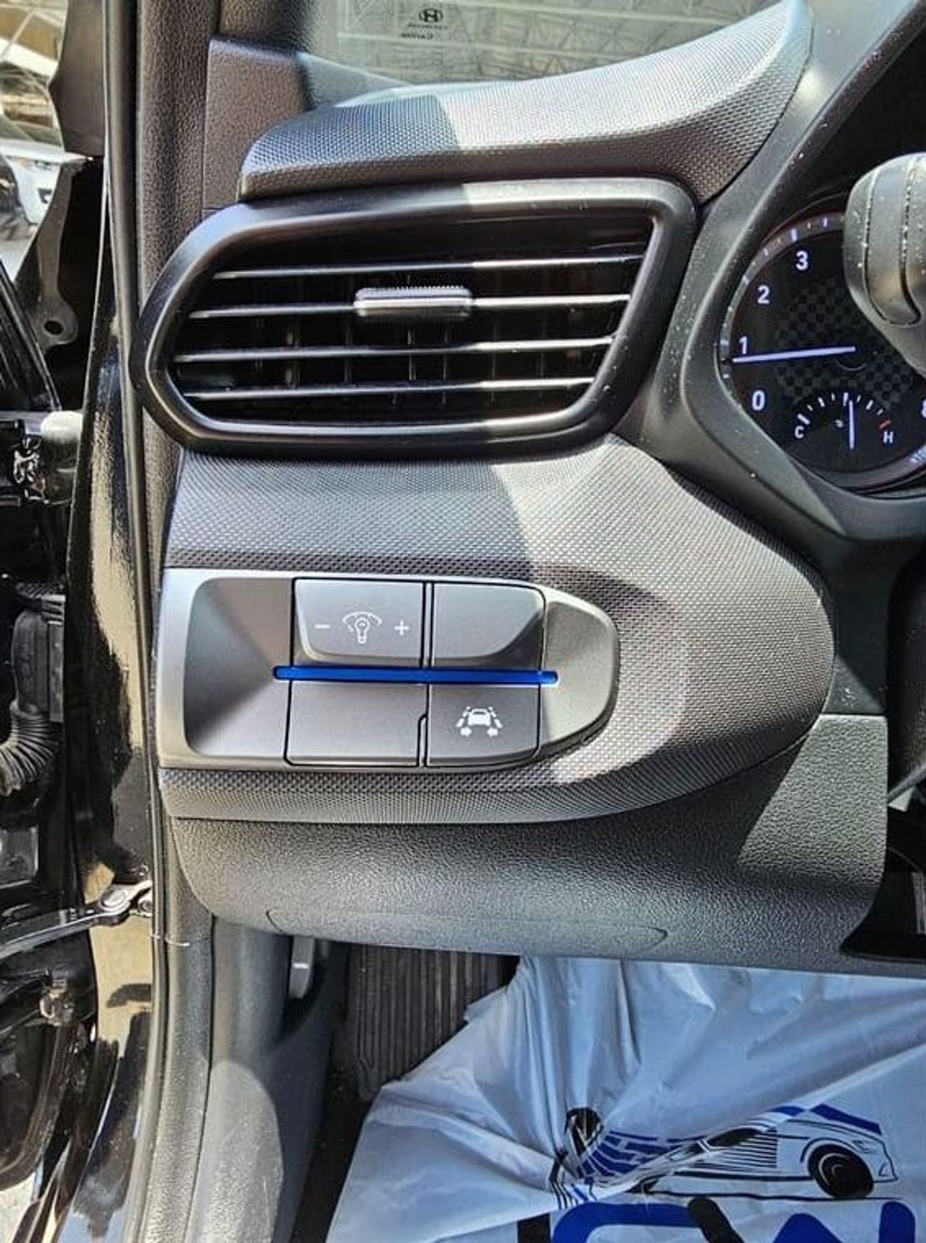 Hyundai Veloster 2.0L