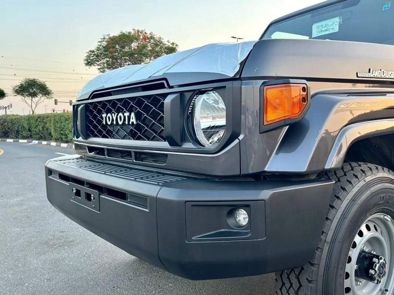 Toyota Land Cruiser 70 HT VXR LC 71 LX 4.0L GCC Specs SAUDI