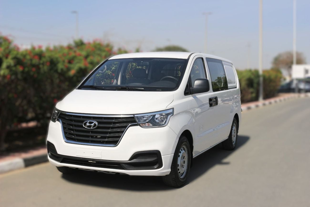 Hyundai H-1 Hyundai H1 Panel Van 5 SEATS 2020 - GCC Specs - Perfect for Business
