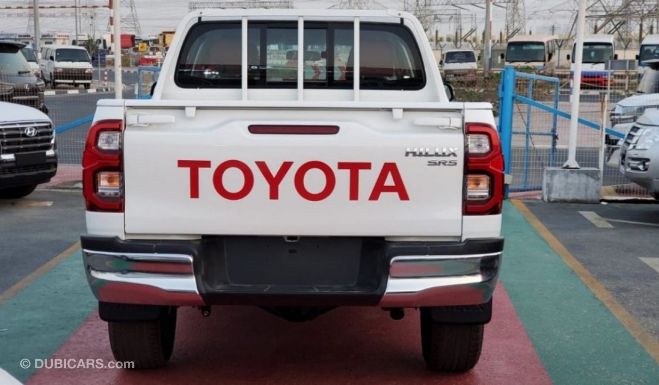 Toyota Hilux Toyota Hilux Pick Up SR5 Double Cabin M/T 22MY 2.4L 4x4 Diesel