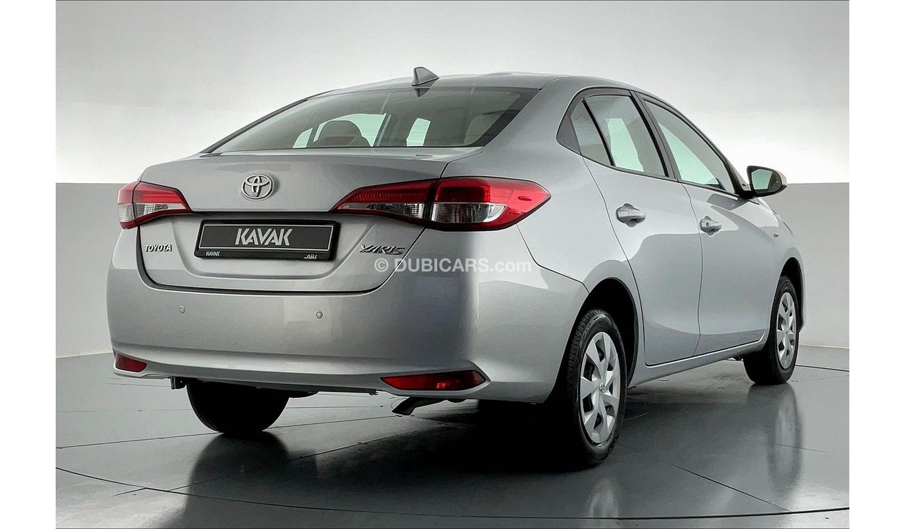 تويوتا يارس SE / E