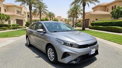 كيا سيراتو LX كارس24 هي سوق ضخم للسيارات المستعملة موثوق ومضمون ٪كارس24 هي سوق ضخم للسيارات المستعملة موثوق ومضمون