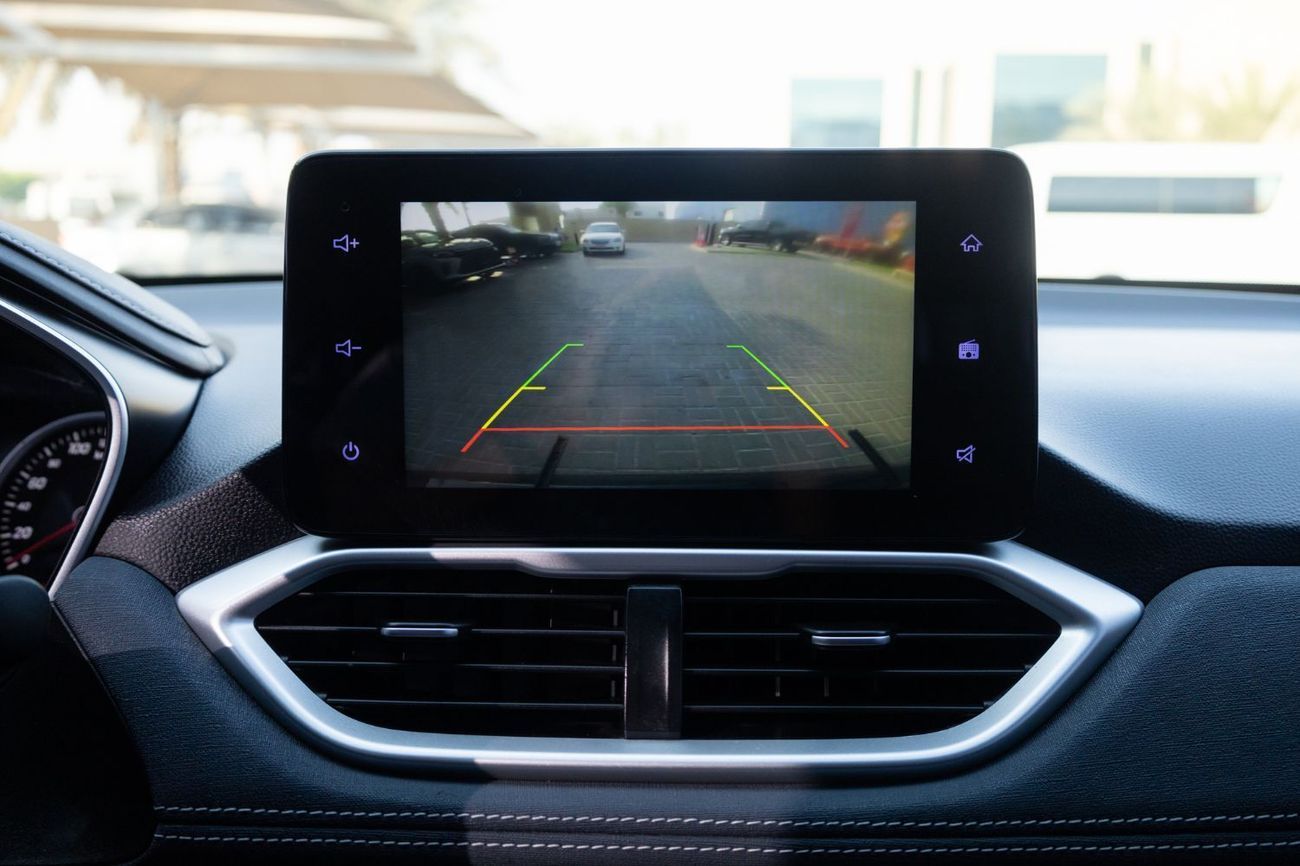 Chevrolet Captiva LS 1.5L (150 HP) (7 Seater)