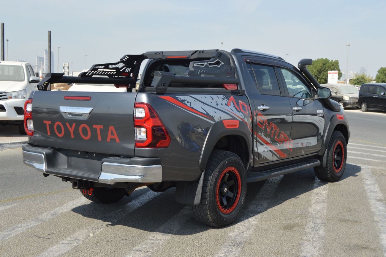 Toyota Hilux Double cabin 2.8L, perfect inside and outside