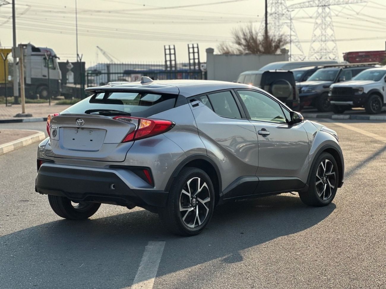 Toyota CHR XLE premium