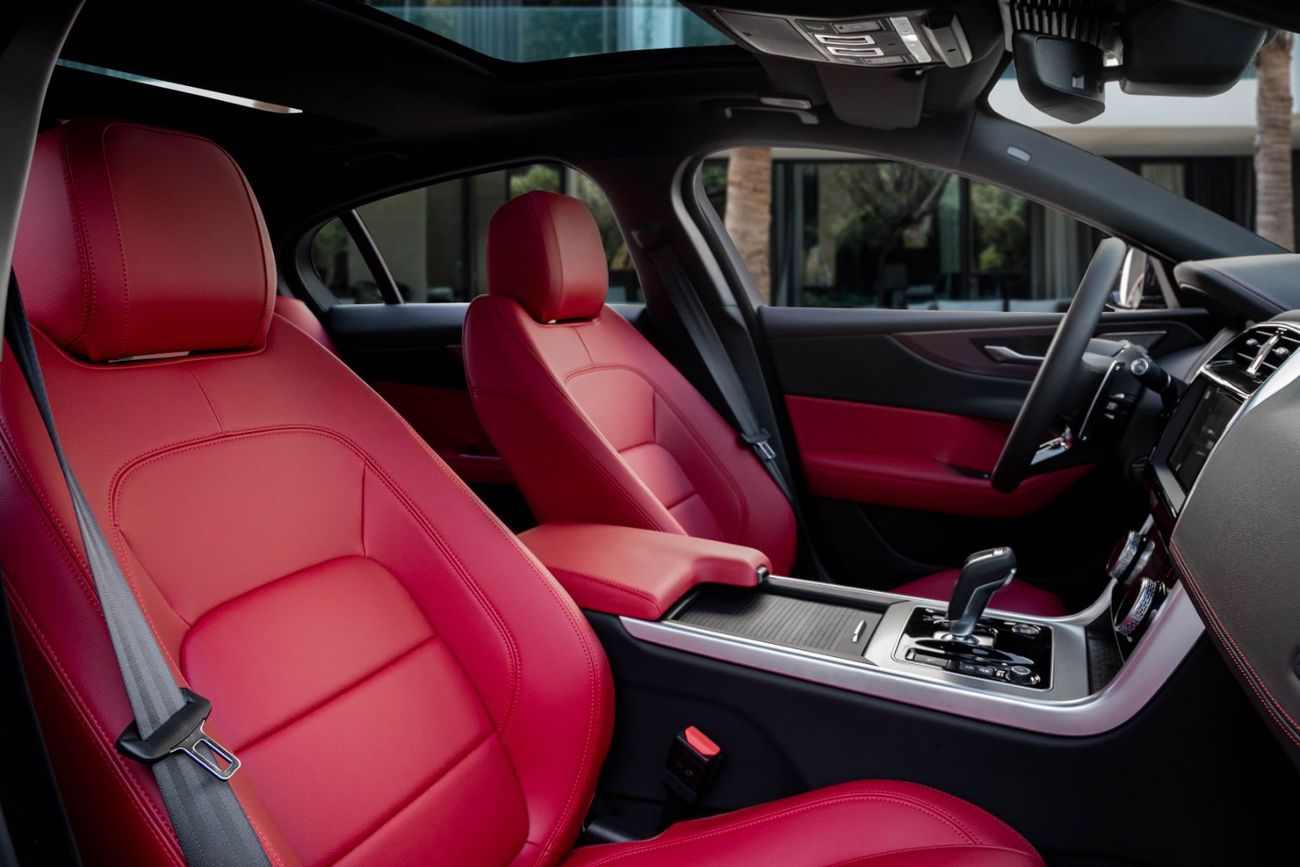 جاكوار XE L S P250 | 2,664 P.M | 0% Downpayment | Amazing Condition!